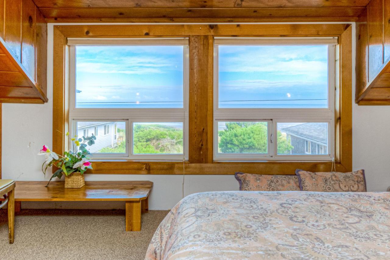 Elbow'S Inn Rockaway Beach Ngoại thất bức ảnh